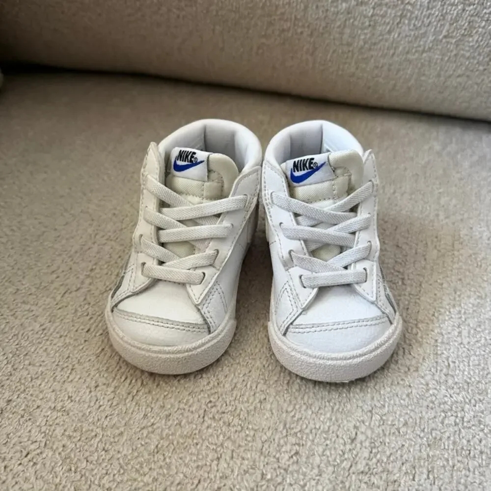 Nike Blazer Mid 77 SE TD Sisterhood White Metallic Silver Sneakers 3C DC0466-100